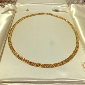 SOLD LOCALLY 10K Yellow Gold Choker style Necklace